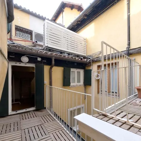 Apartamento - Rialto 4 *